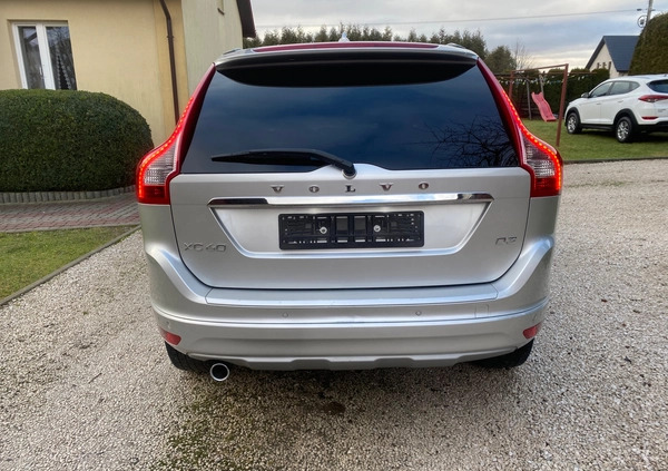 Volvo XC 60 cena 79999 przebieg: 125000, rok produkcji 2017 z Staszów małe 781